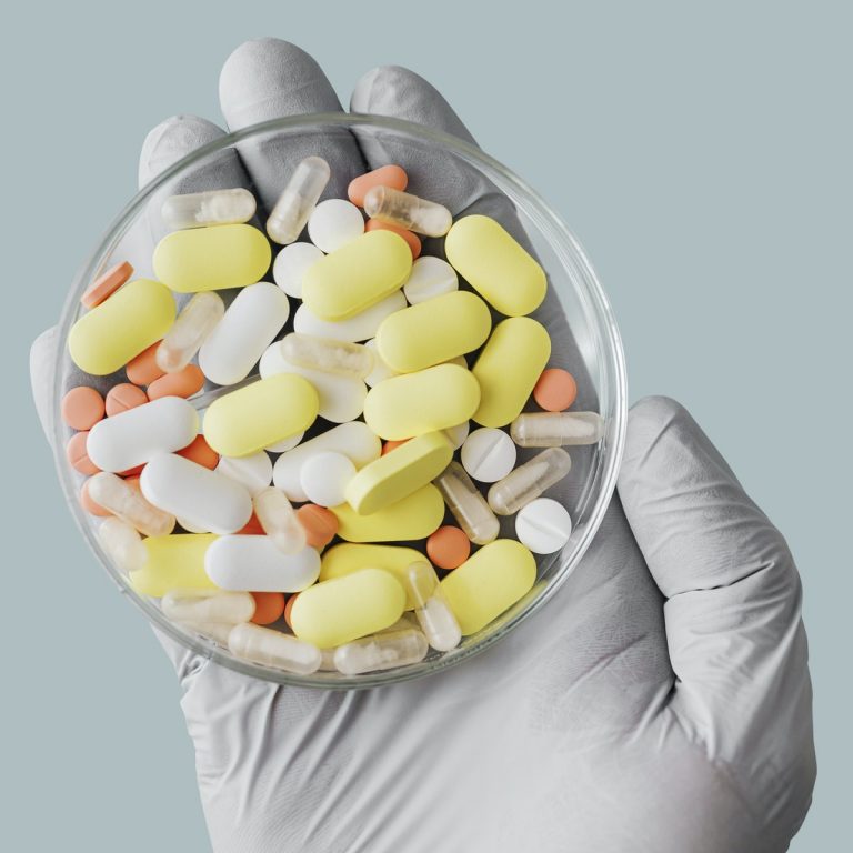 Des anciens antibiotiques comme alternative aux analgésiques à base d’opioïdes