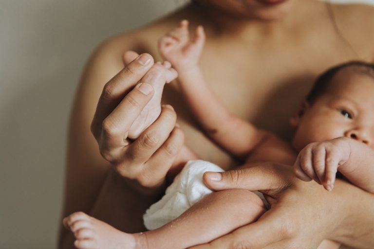 Les soins prodigués par les mères peuvent effacer les effets négatifs du stress de la grossesse sur le nourrisson